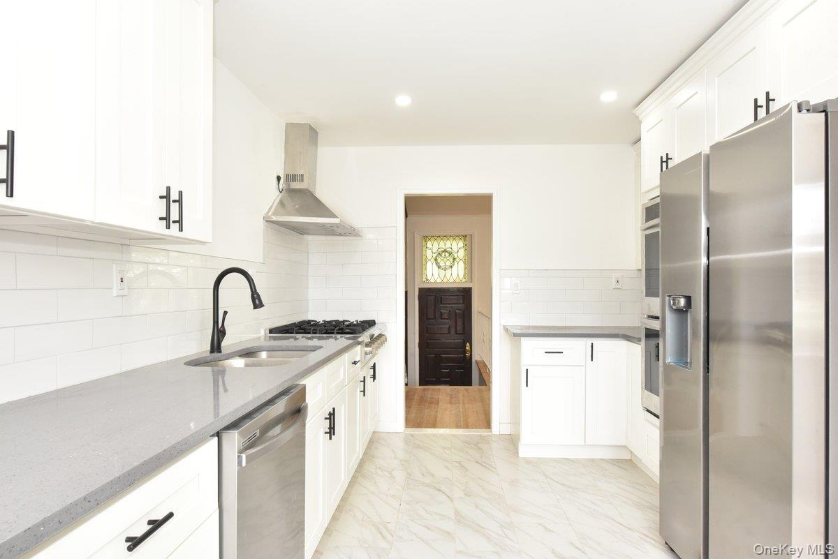 3287 Milburn Avenue, Baldwin, NY 11510