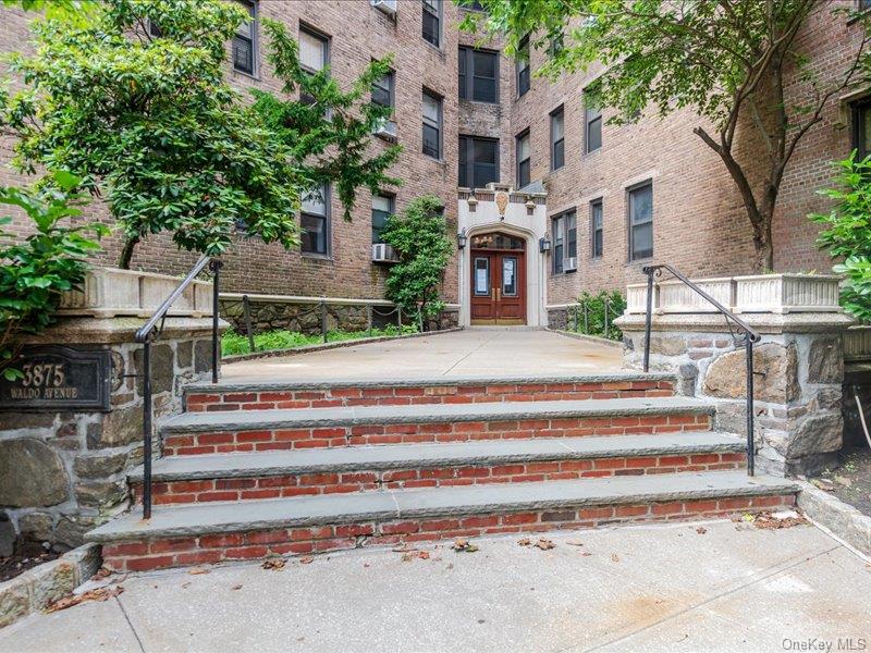 3875 Waldo Avenue # 2C, Bronx, NY 10463