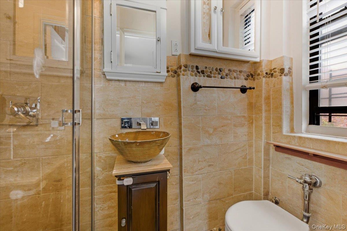 3875 Waldo Avenue # 2C, Bronx, NY 10463