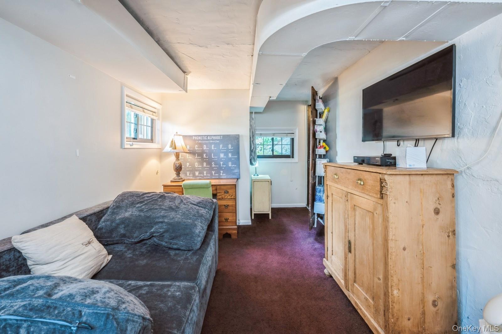 17 Valley Road, Larchmont, NY 10538