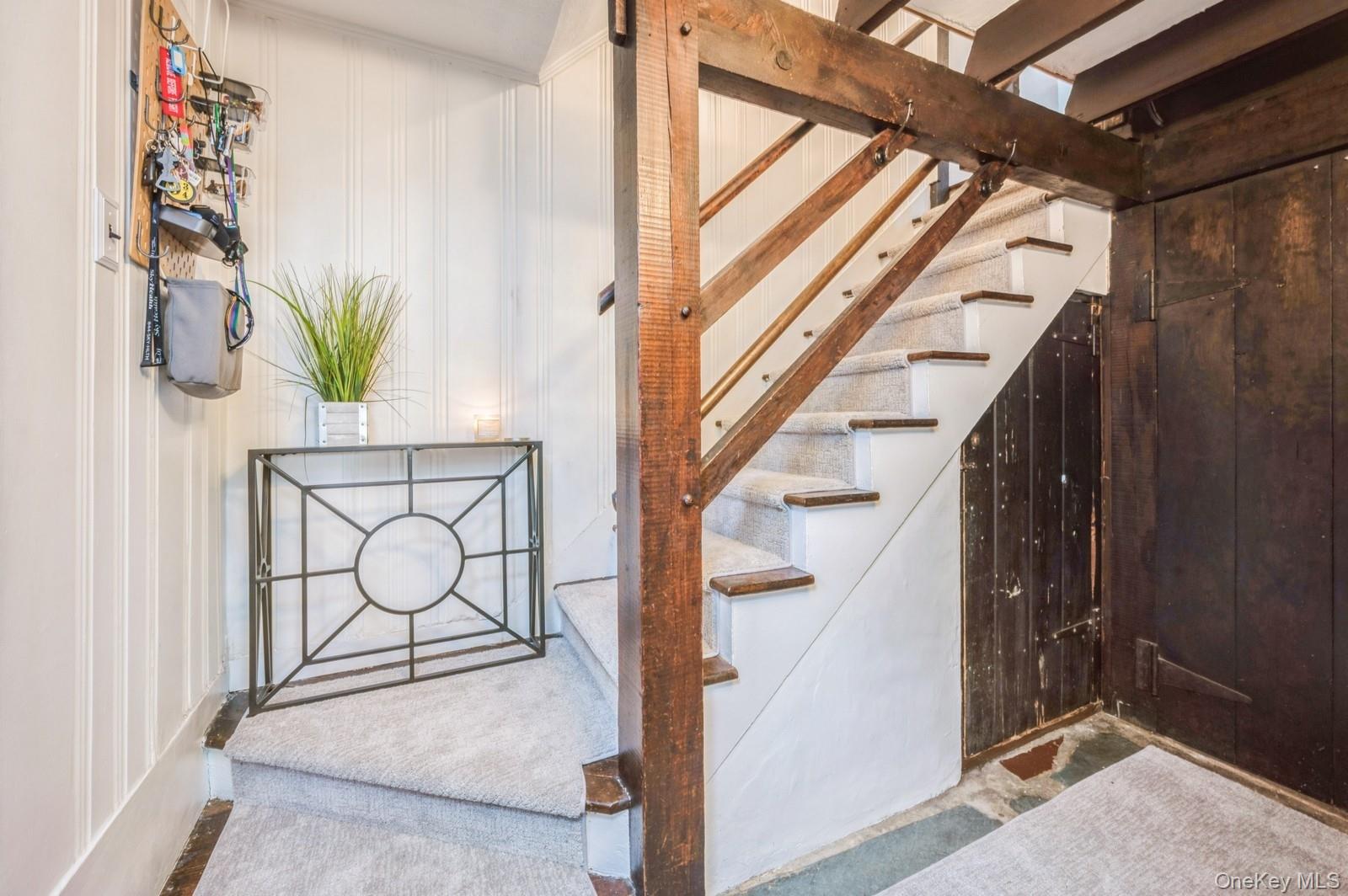 17 Valley Road, Larchmont, NY 10538