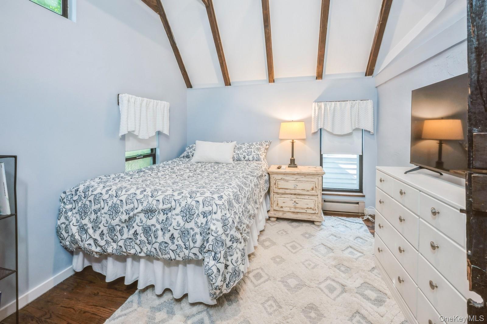 17 Valley Road, Larchmont, NY 10538