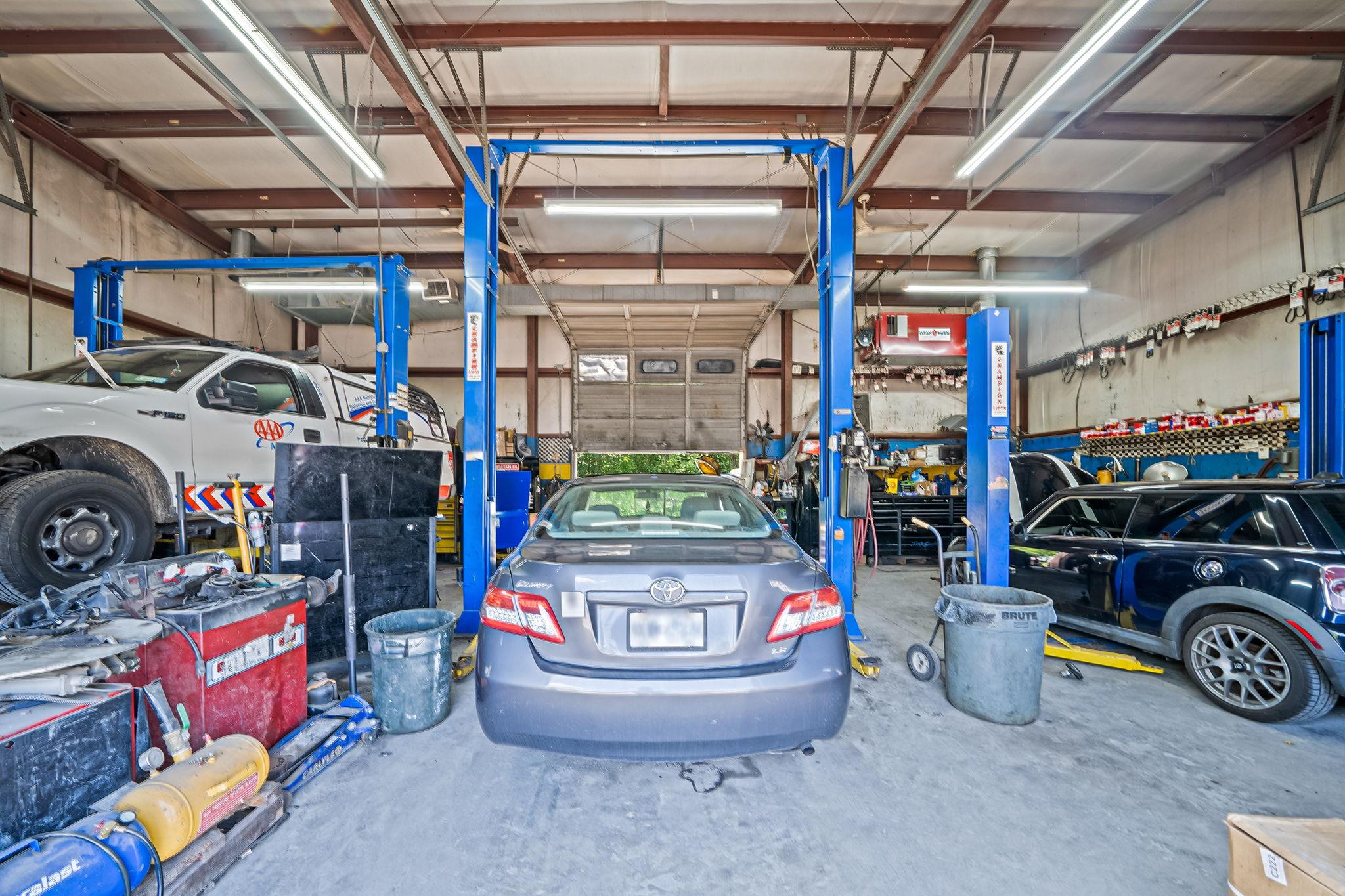 18 Havenwood Drive, Shirley, NY 11967