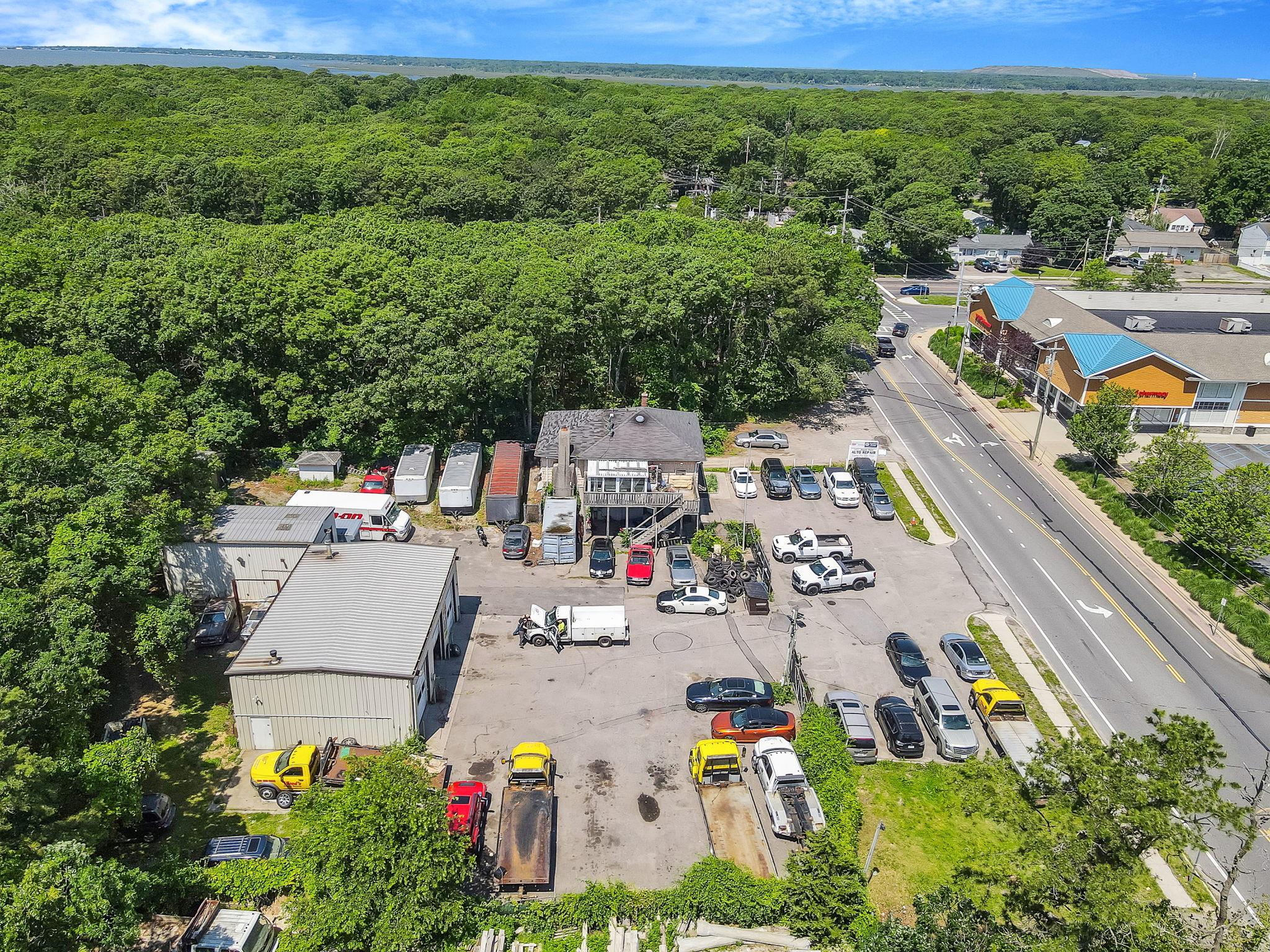 18 Havenwood Drive, Shirley, NY 11967