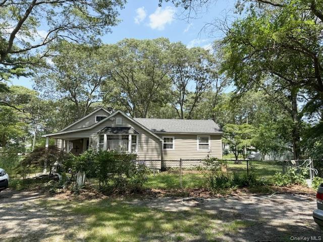 1101 Broadway Avenue, Holbrook, NY 11741