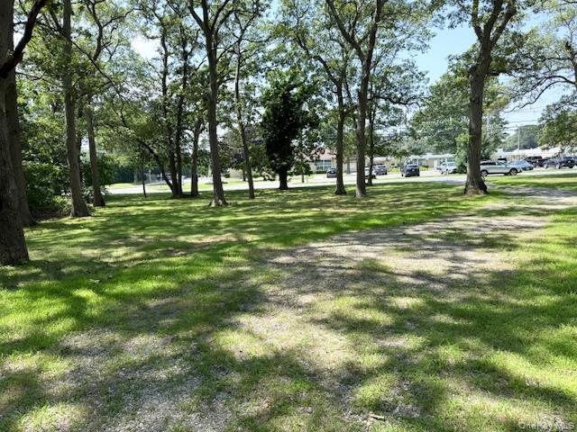 1101 Broadway Avenue, Holbrook, NY 11741