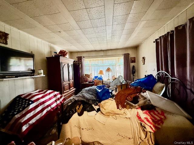 1101 Broadway Avenue, Holbrook, NY 11741