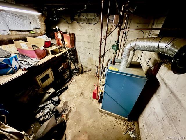 1101 Broadway Avenue, Holbrook, NY 11741