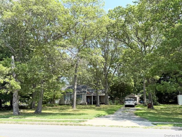 1101 Broadway Avenue, Holbrook, NY 11741