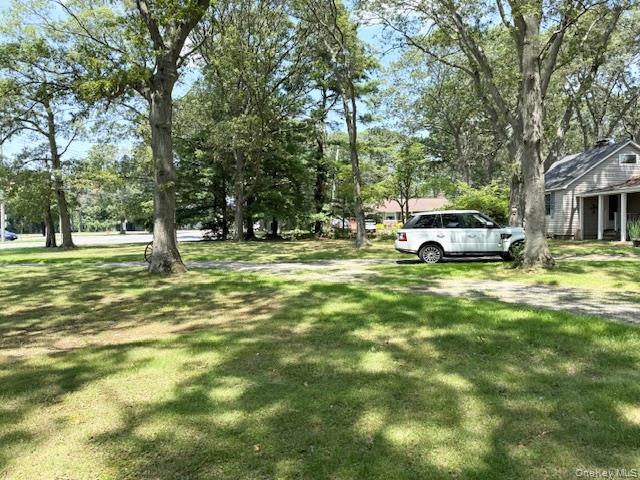 1101 Broadway Avenue, Holbrook, NY 11741