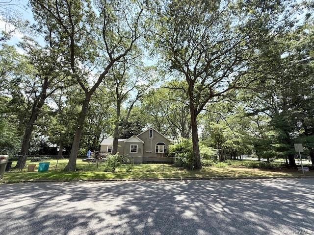 1101 Broadway Avenue, Holbrook, NY 11741