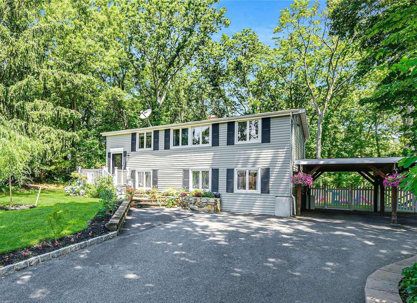 347 old town rd Road, East Setauket, NY 11733
