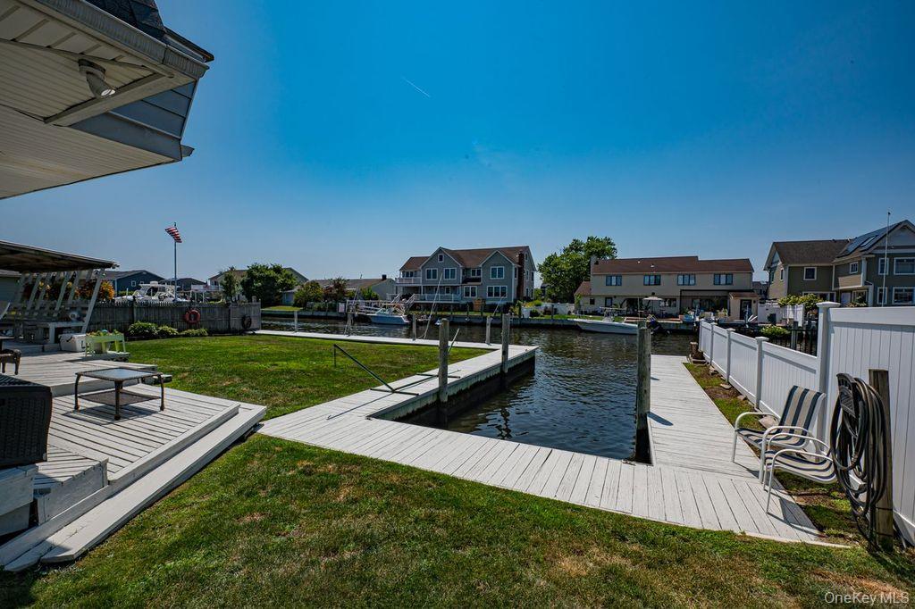 66 Lighthouse Road, Babylon, NY 11702