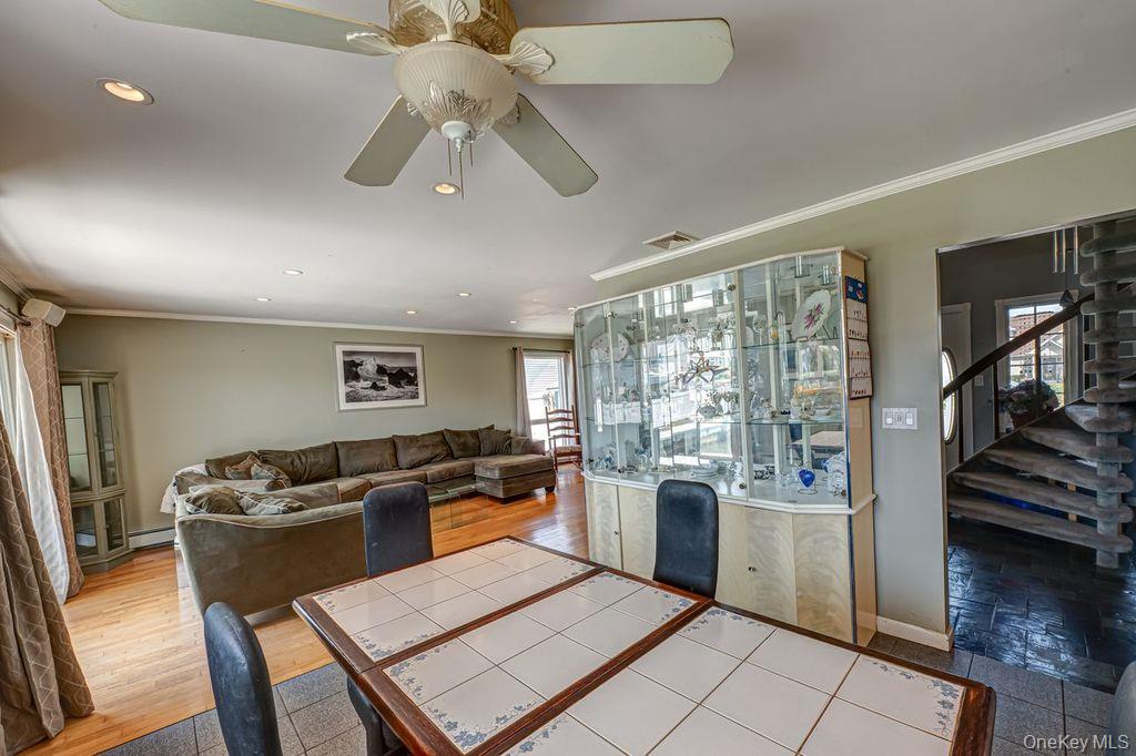 66 Lighthouse Road, Babylon, NY 11702