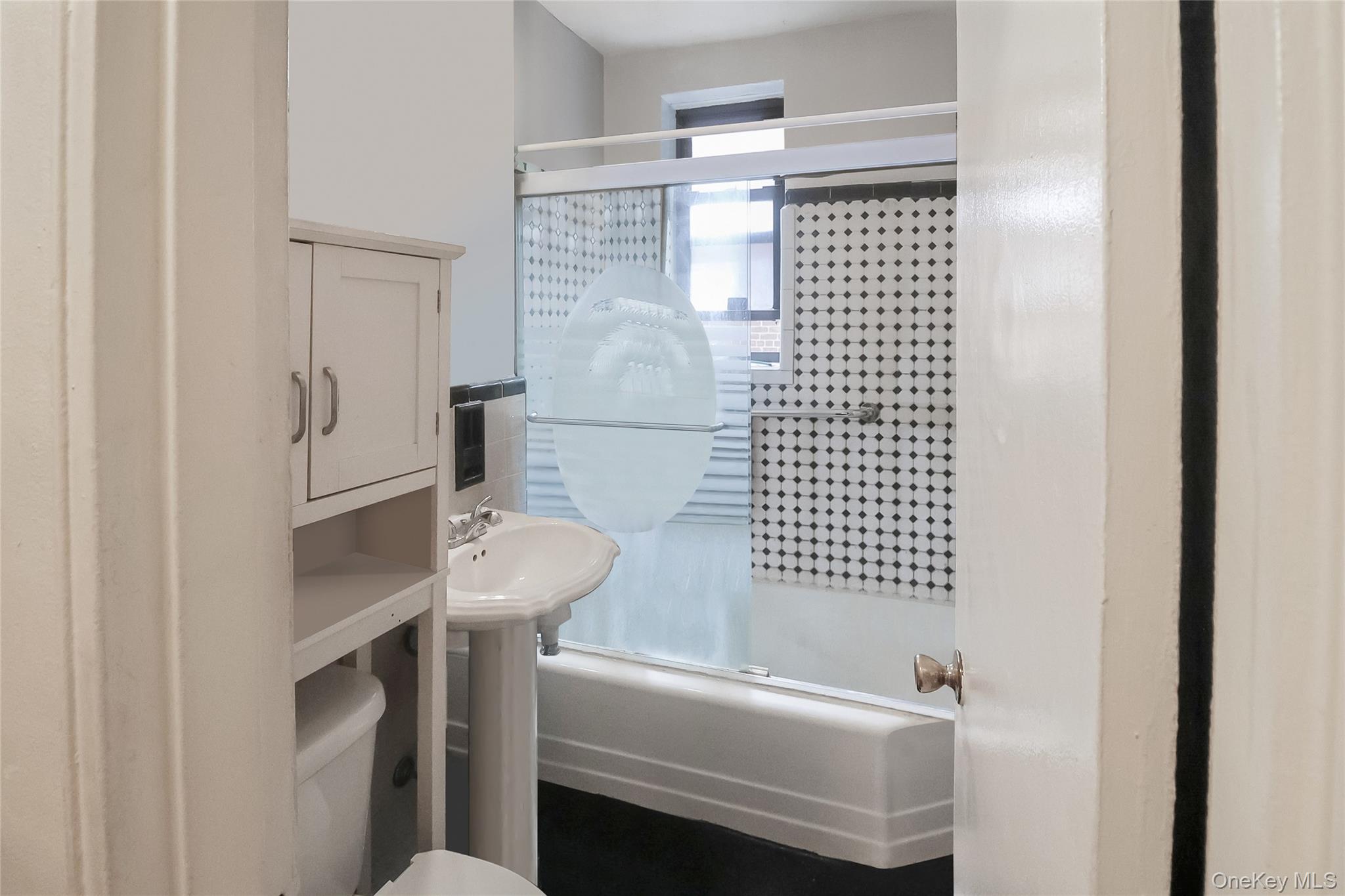 730 E 232nd Street # 5D, Bronx, NY 10466