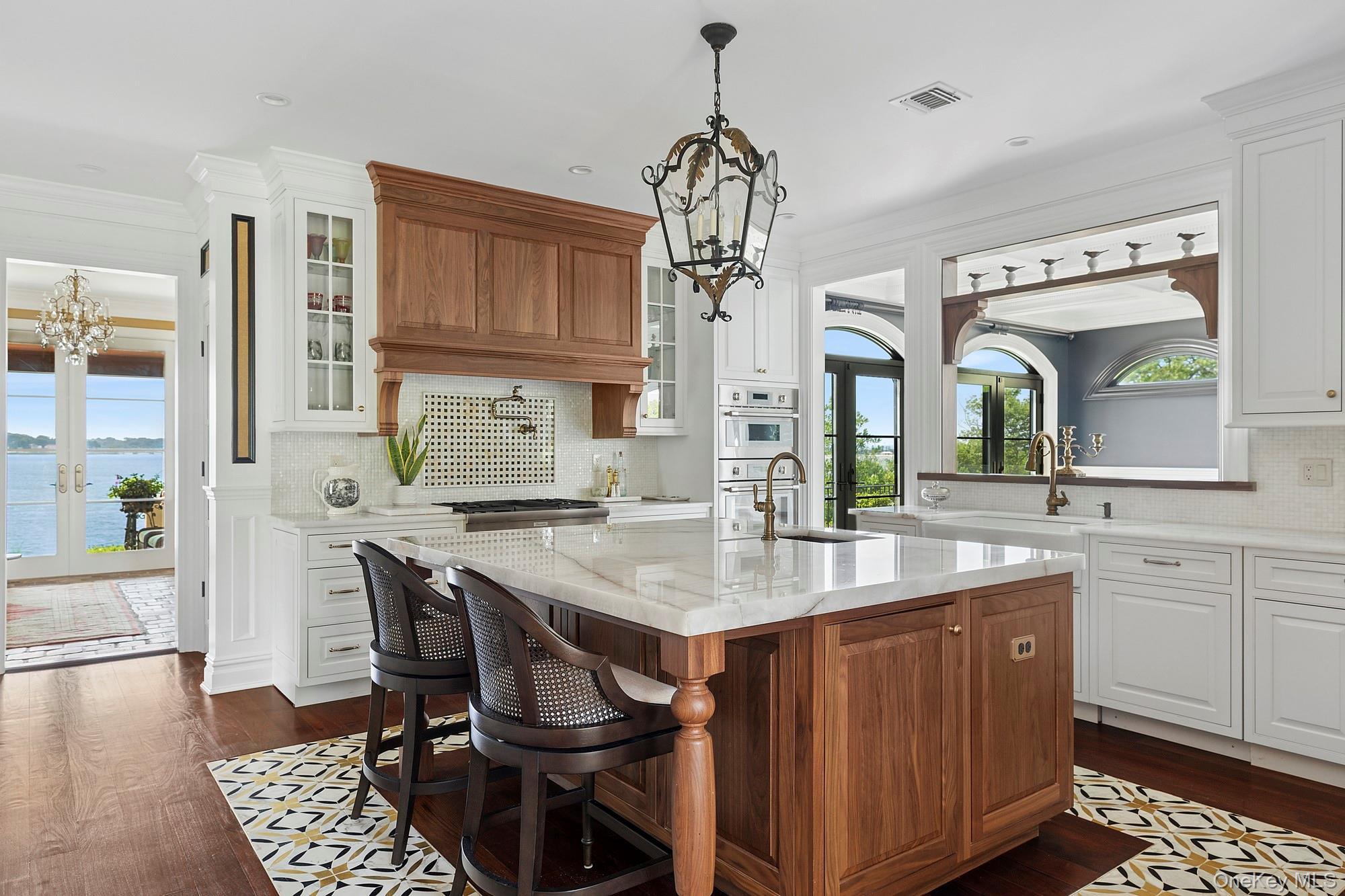 353 Centre Island Road, Oyster Bay, NY 11771