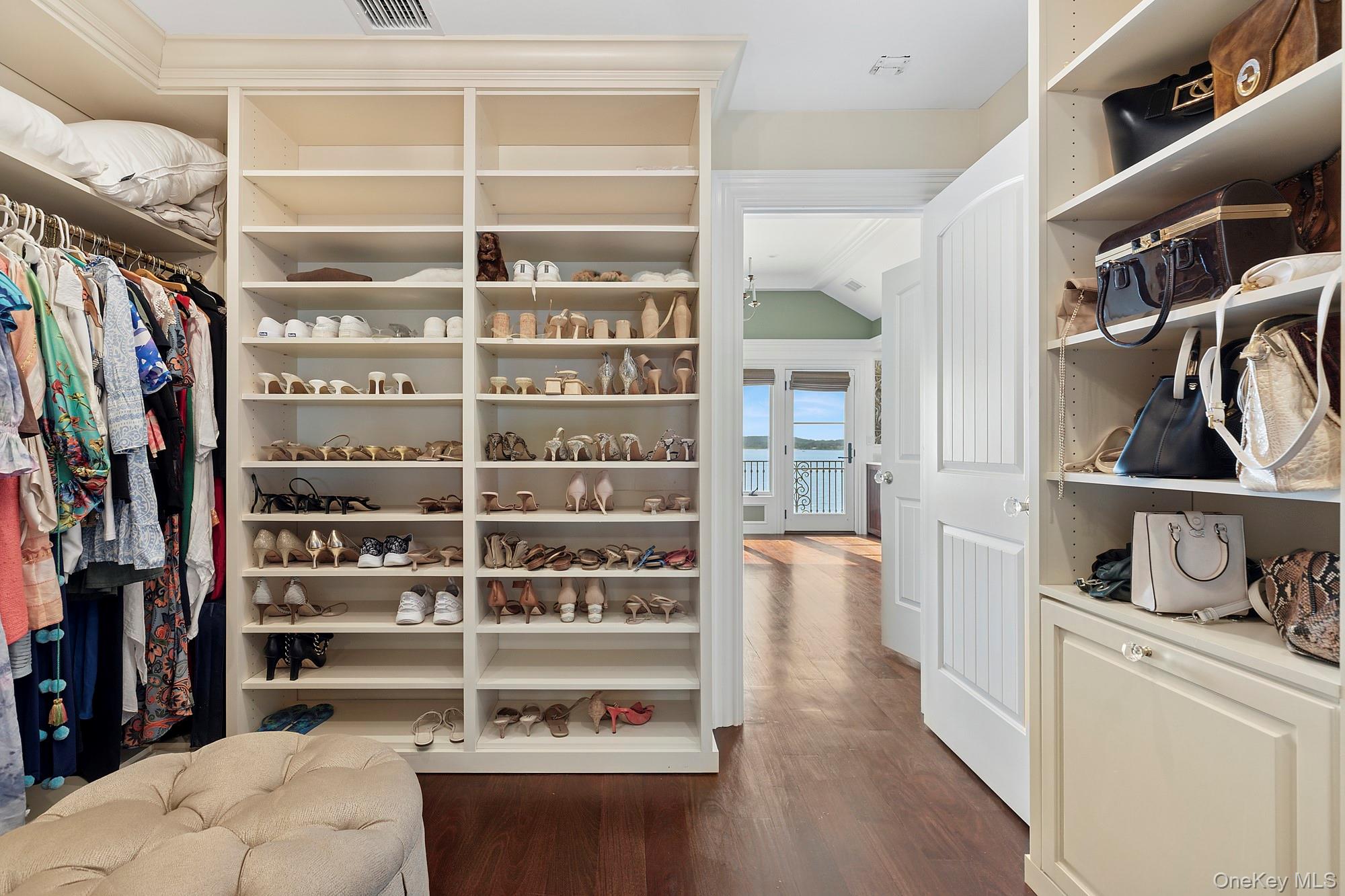 353 Centre Island Road, Oyster Bay, NY 11771