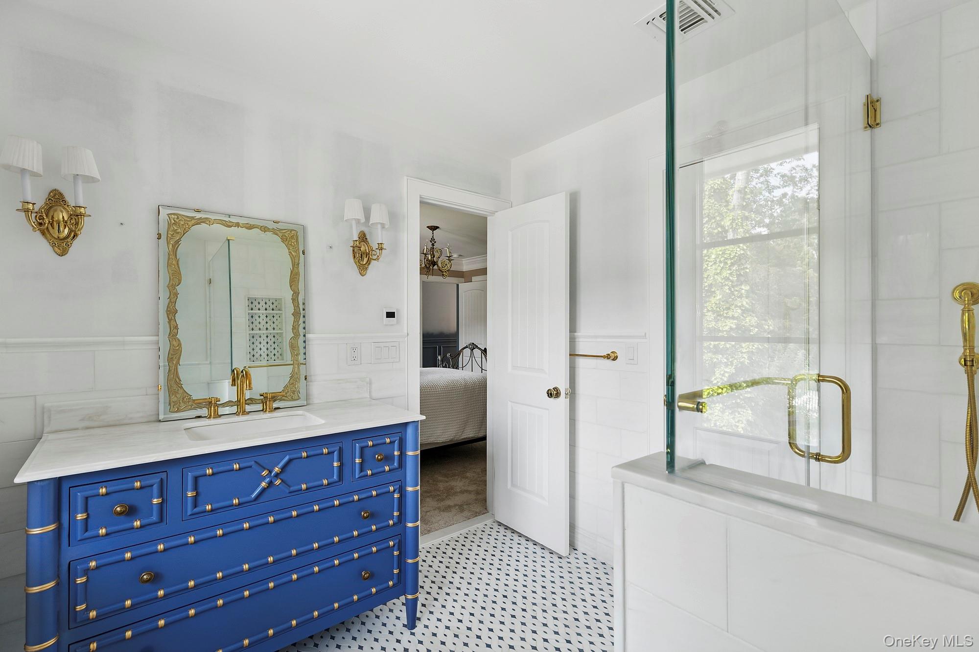 353 Centre Island Road, Oyster Bay, NY 11771