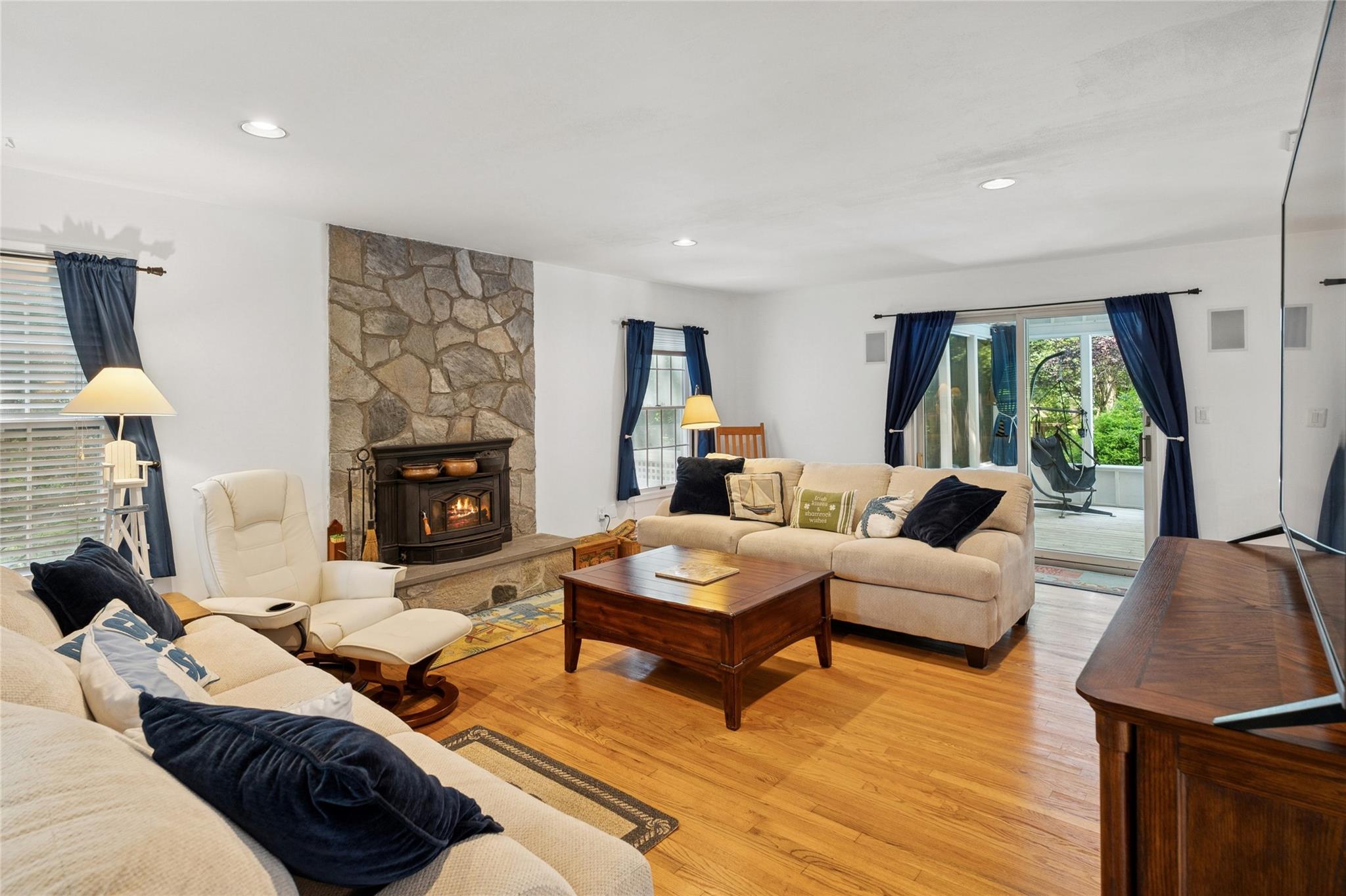 21 Windwood Court, Westhampton, NY 11977