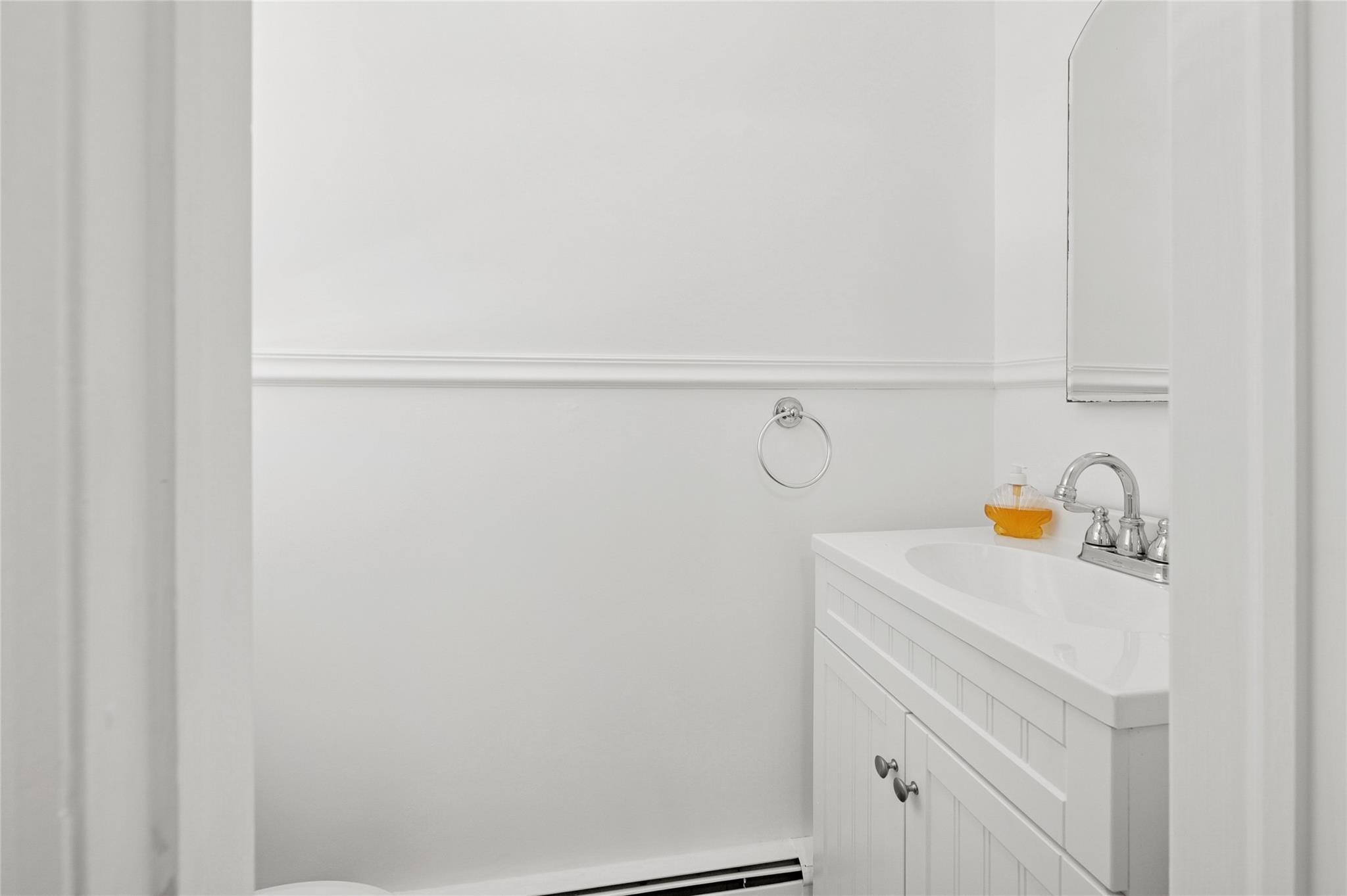 21 Windwood Court, Westhampton, NY 11977