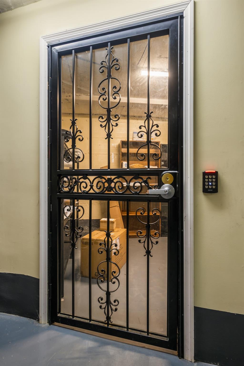 7101 Colonial Road # R1B, Brooklyn, NY 11209