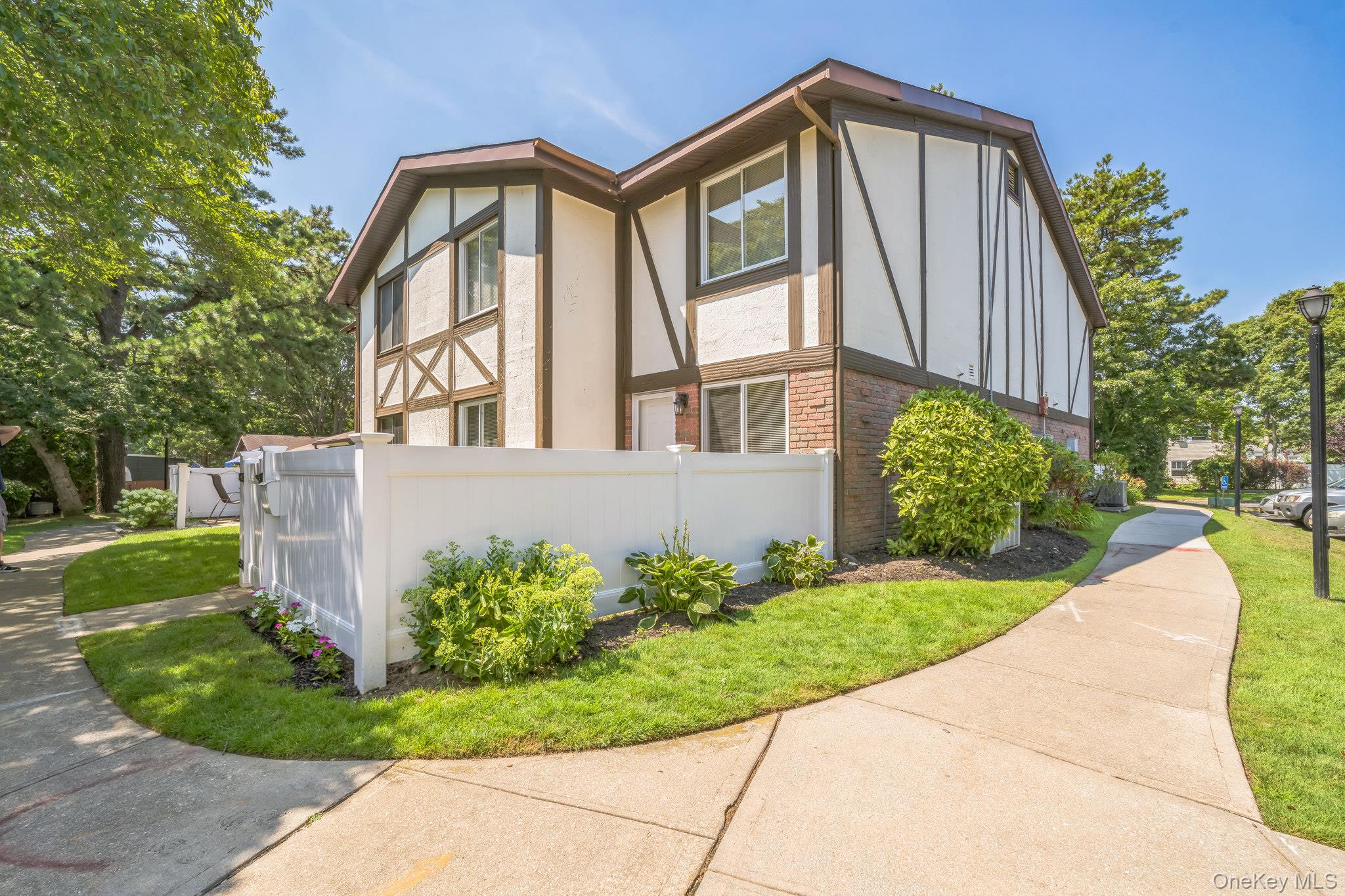 666 Blue Ridge Drive, Medford, NY 11763