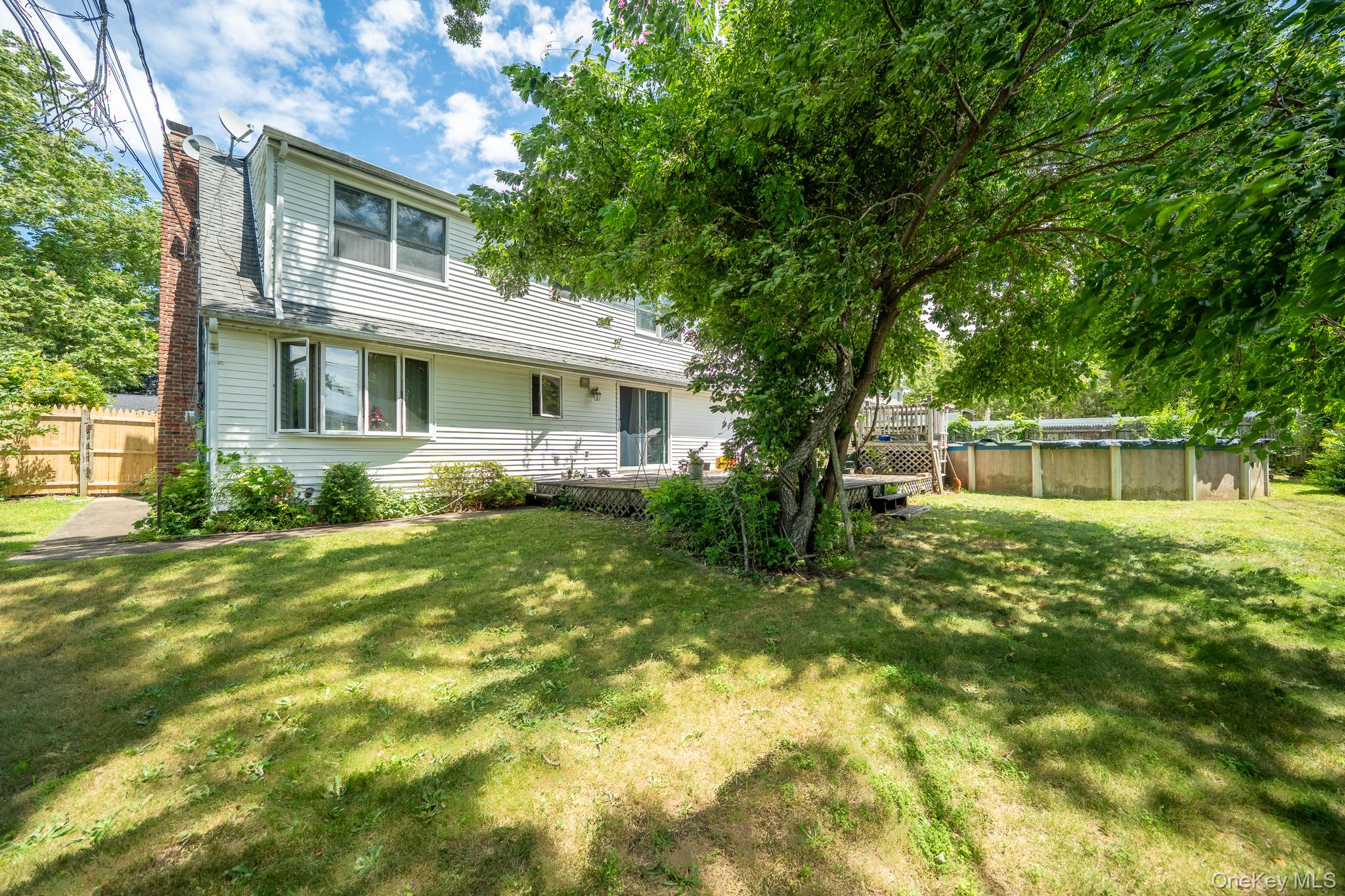 14 Arcadia Drive, Dix Hills, NY 11746