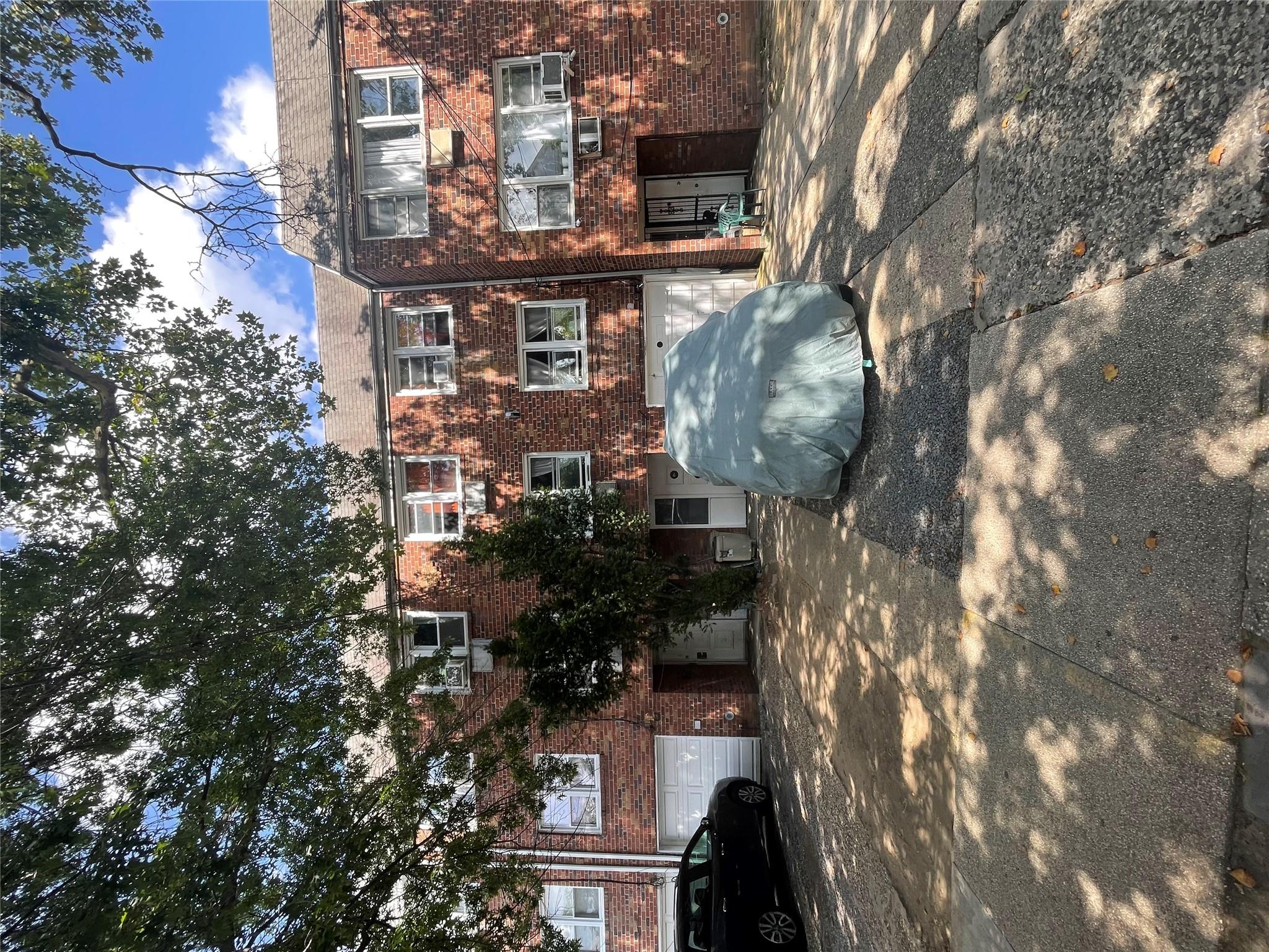 10121 108th Street, Richmond Hill, NY 11419
