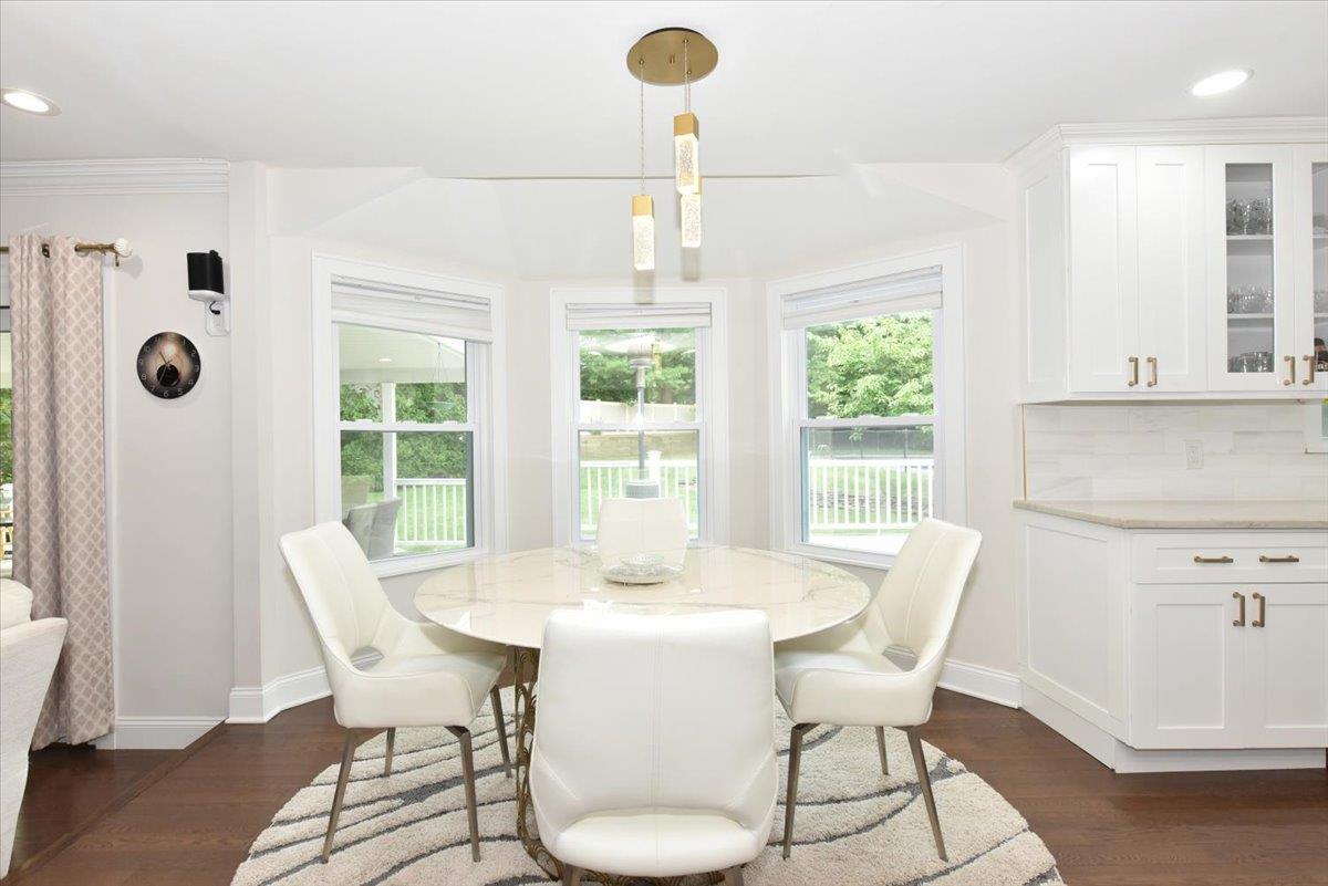 60 Willis Lane, Syosset, NY 11791