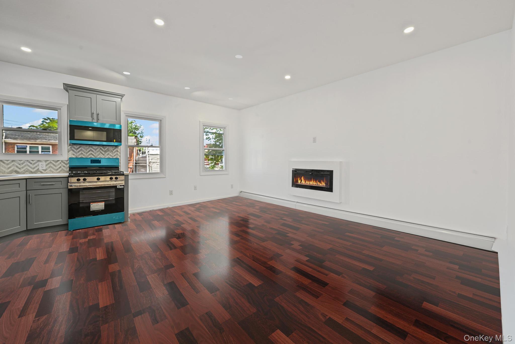 95-22 75 STREET, Ozone Park, NY 11416