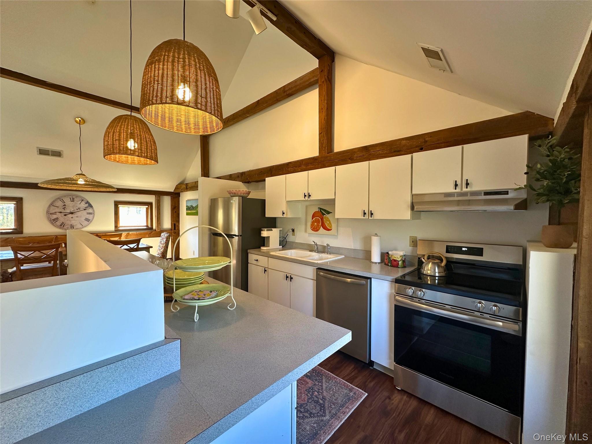 2 Jockey Hollow Road, Warwick, NY 10990