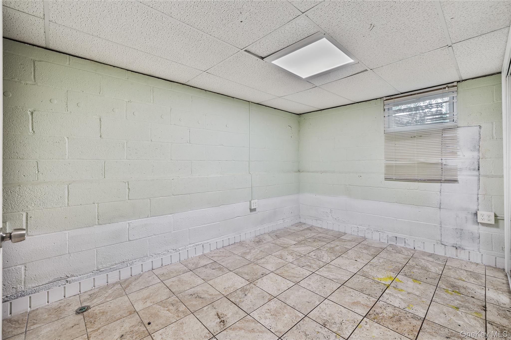 11 Brookview Boulevard, Chestnut Ridge, NY 10977