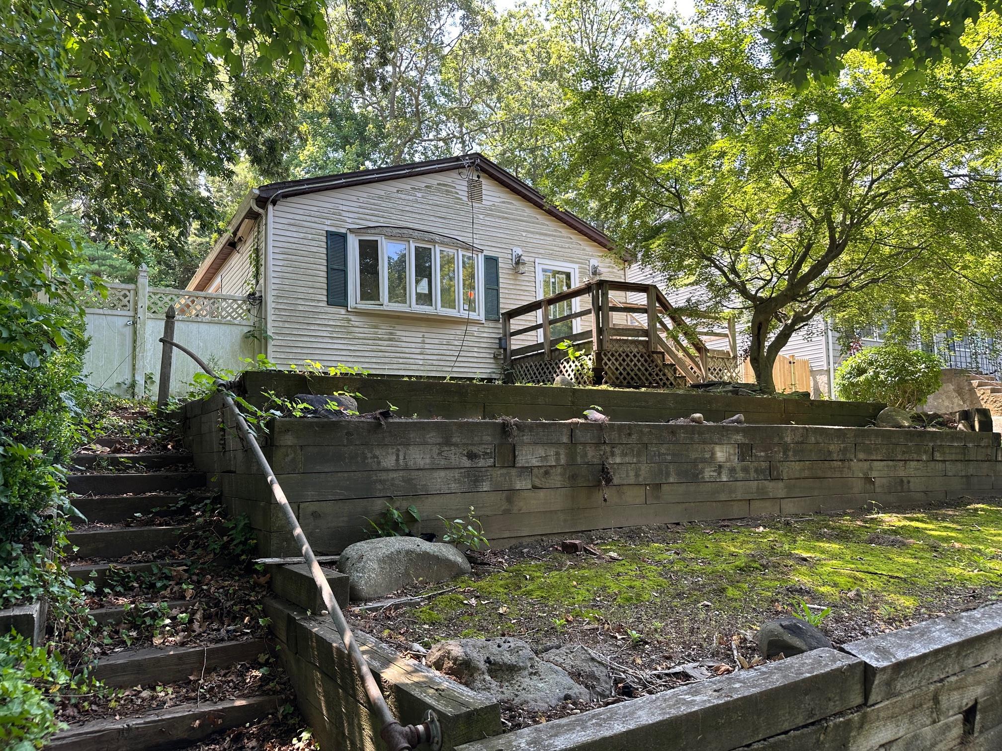 12 Hampton Road, Sound Beach, NY 11789
