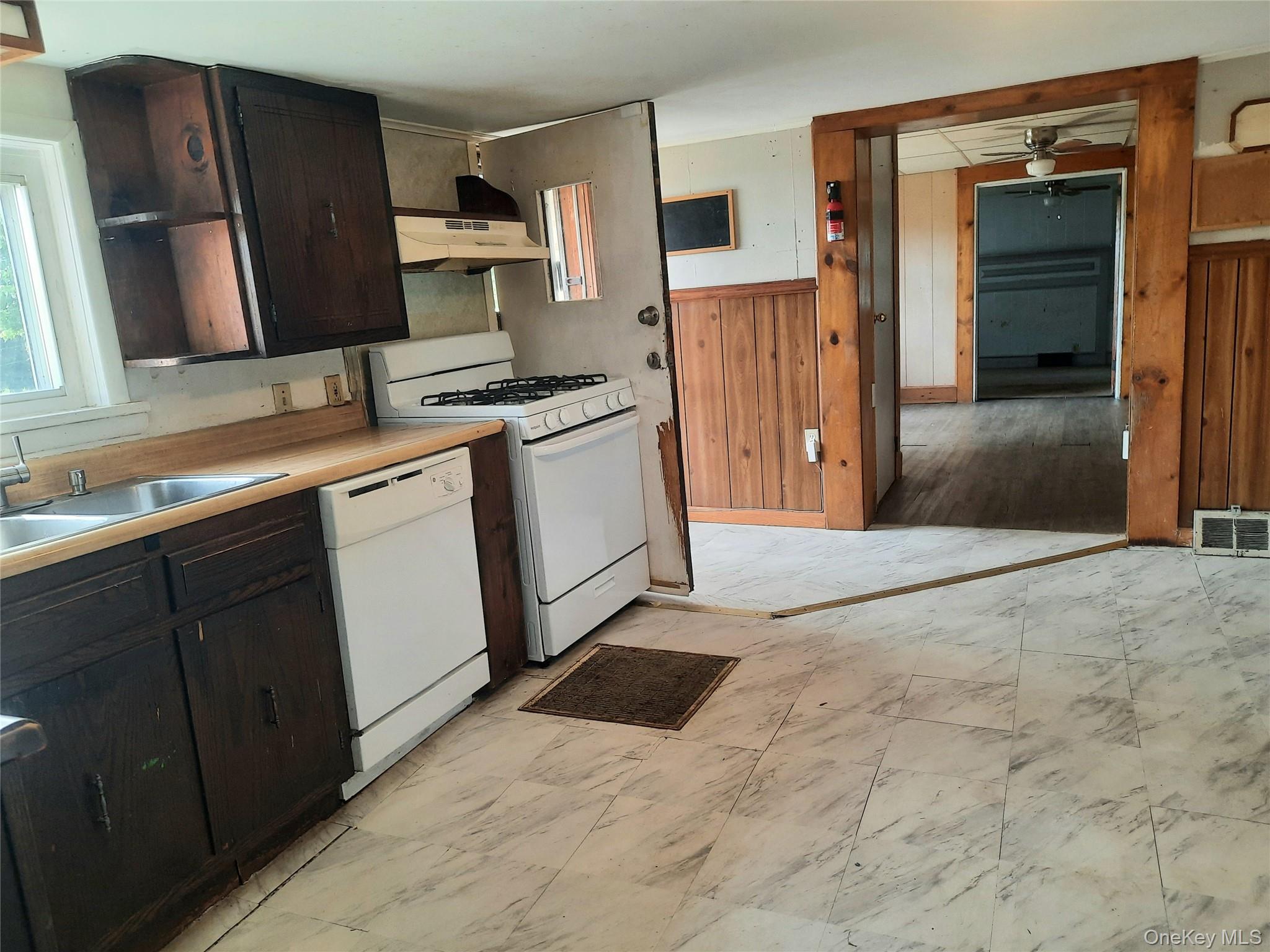 202 Ridgebury Road, New Hampton, NY 10958