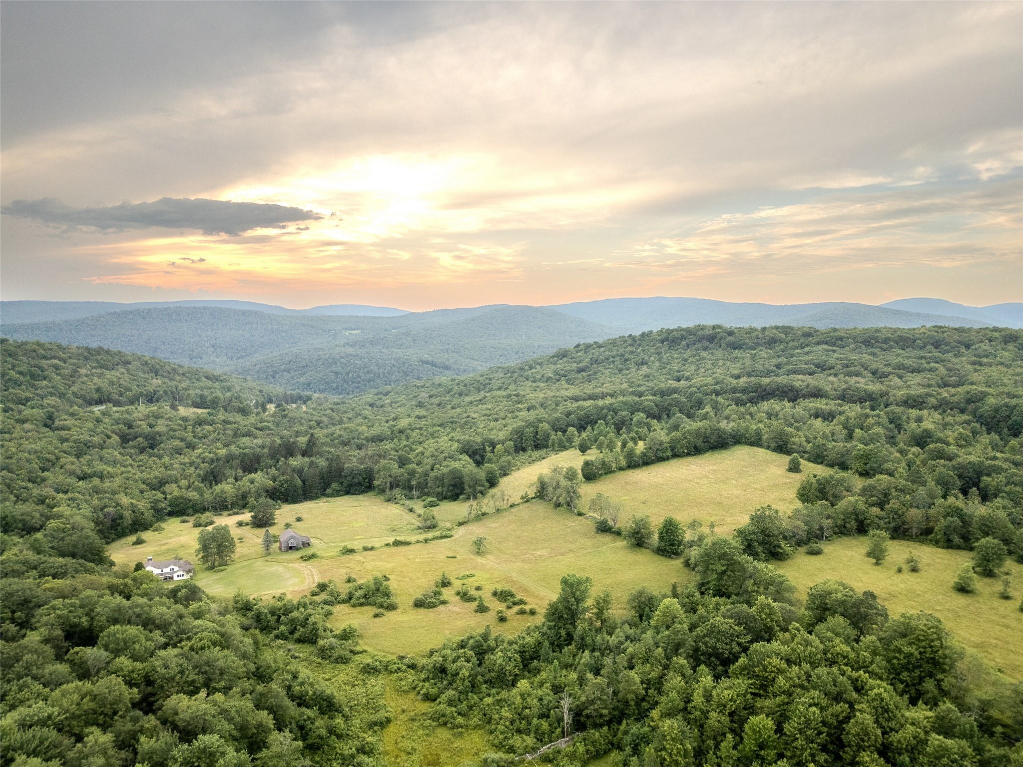 706 Elm Hollow Road, Livingston Manor, NY 12758