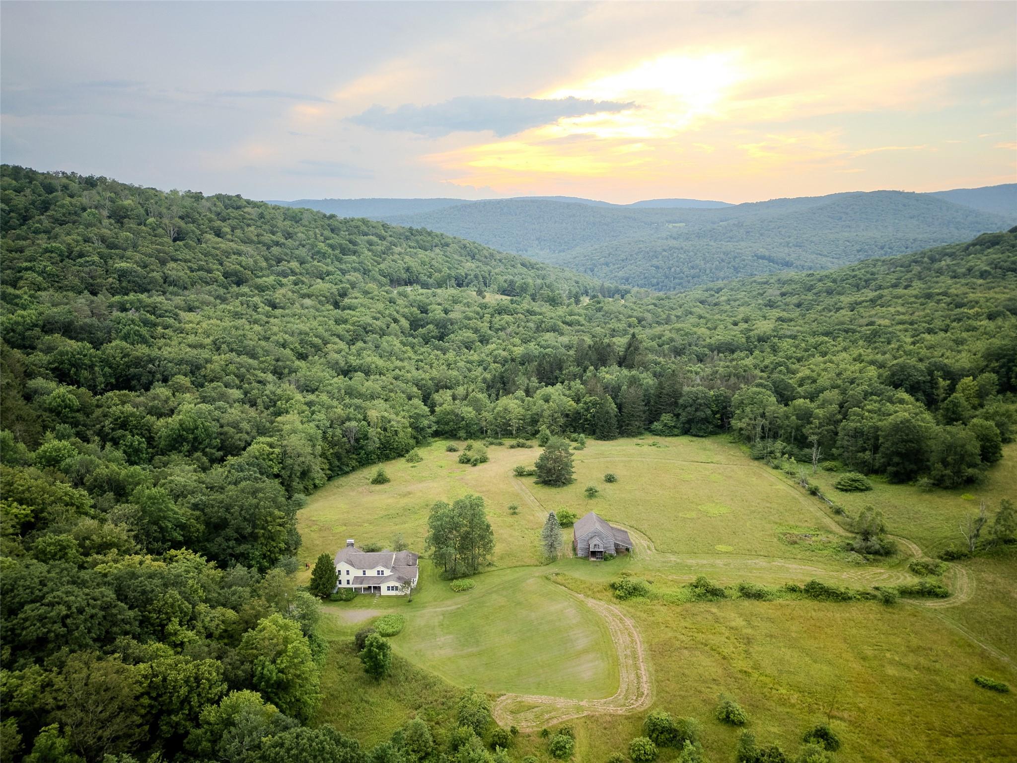 706 Elm Hollow Road, Livingston Manor, NY 12758