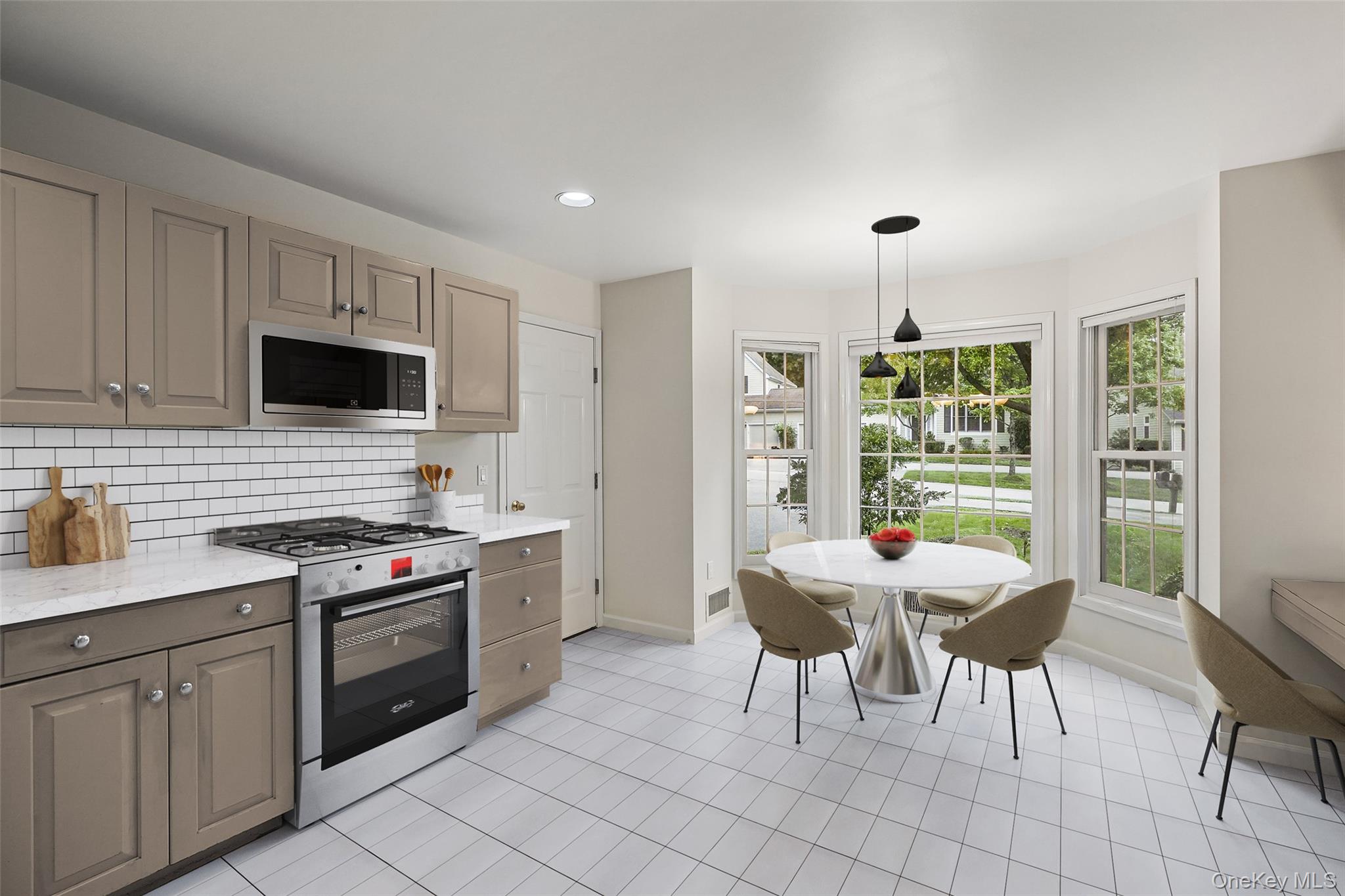 18 Cross River Road, Mount Kisco, NY 10549