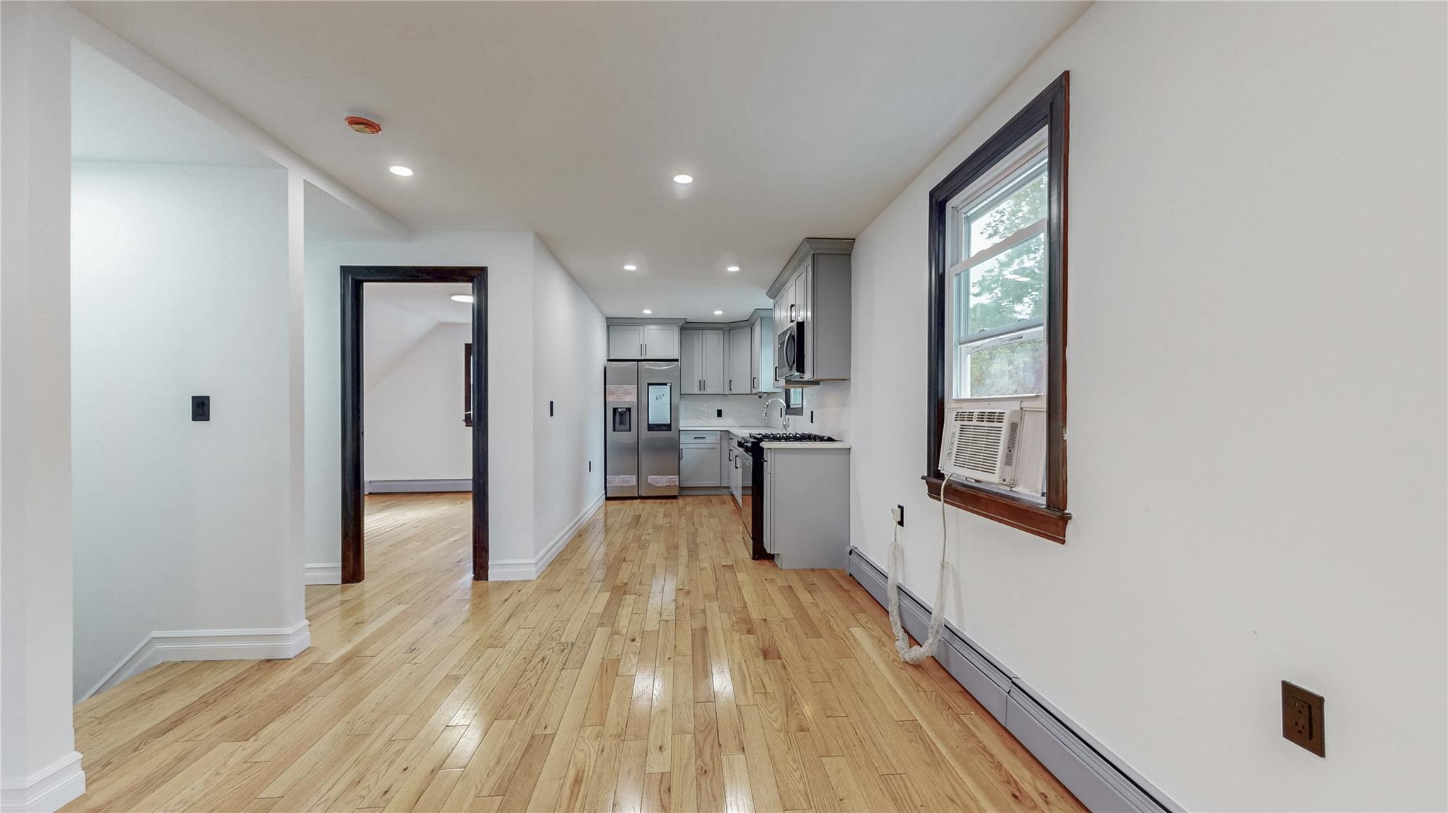 118-27 201st Street, Saint Albans, NY 11412