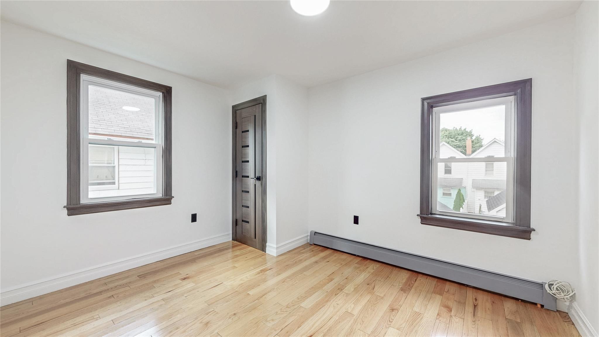 118-27 201st Street, Saint Albans, NY 11412