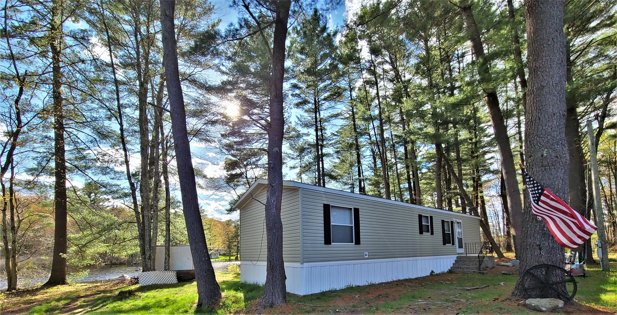 25 George Segar Road, Swan Lake, NY 12783