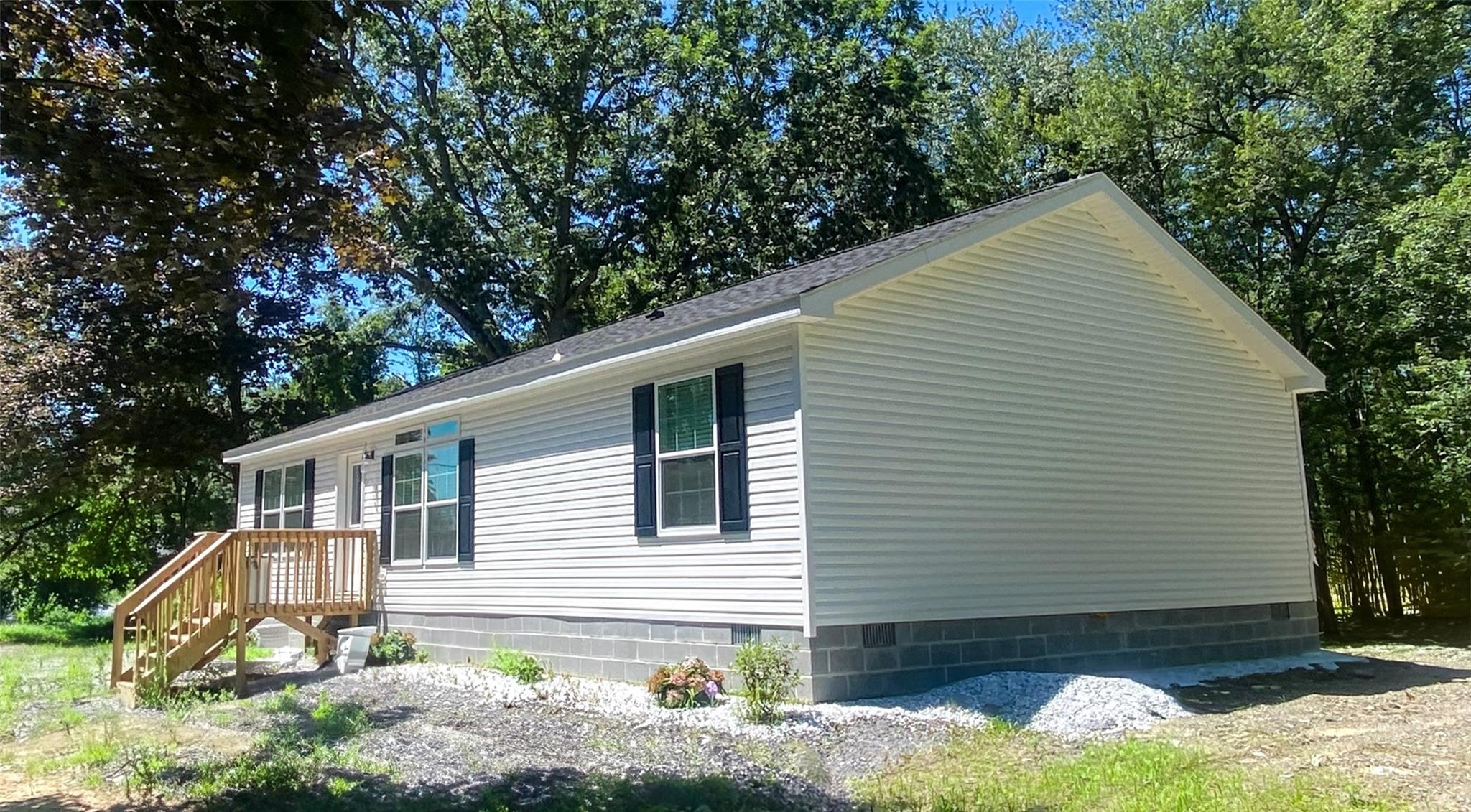 241 Upper North Road, Highland, NY 12528