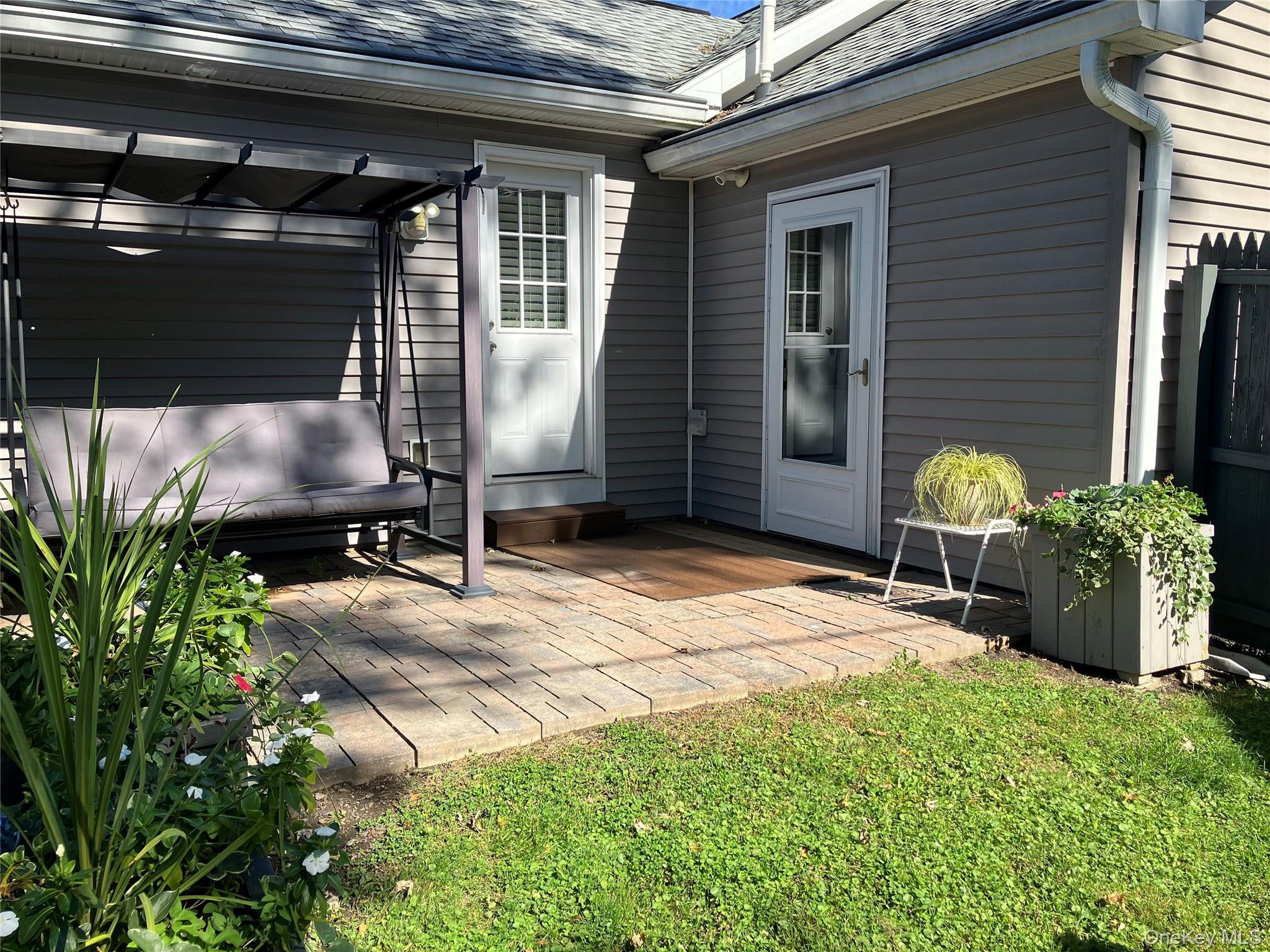 5 Meadowbrook Drive, Kingston, NY 12401