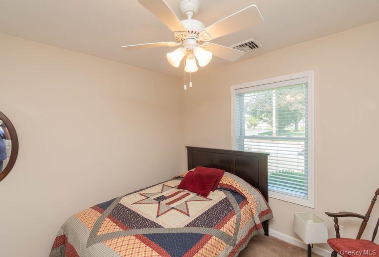 5 Meadowbrook Drive, Kingston, NY 12401