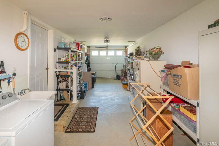 5 Meadowbrook Drive, Kingston, NY 12401