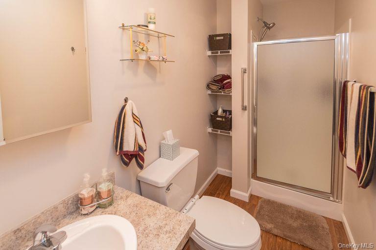 5 Meadowbrook Drive, Kingston, NY 12401