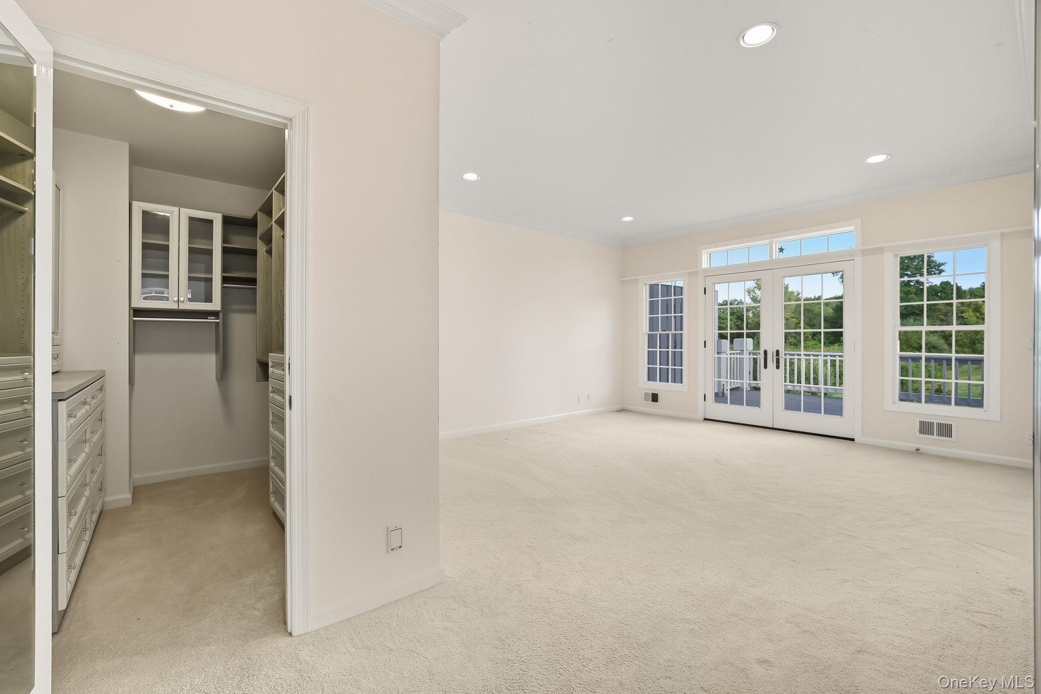 27 Doral Greens Drive E, Rye Brook, NY 10573