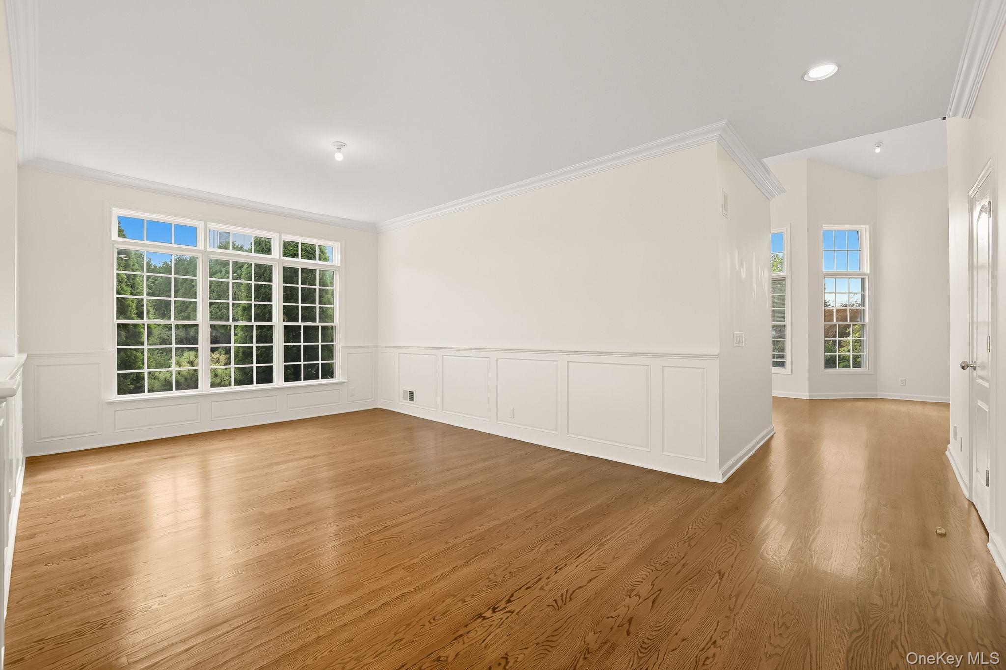 27 Doral Greens Drive E, Rye Brook, NY 10573