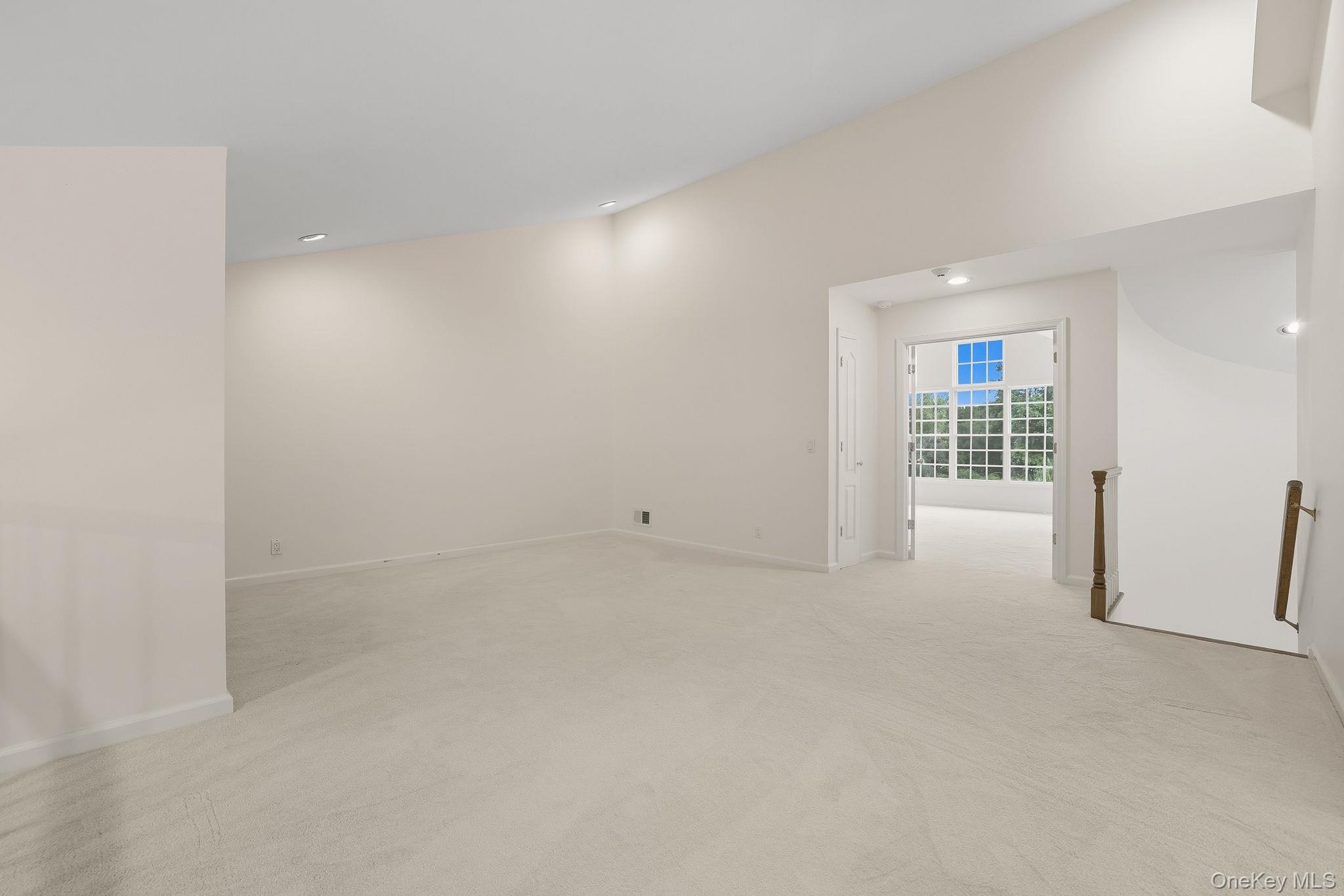 27 Doral Greens Drive E, Rye Brook, NY 10573