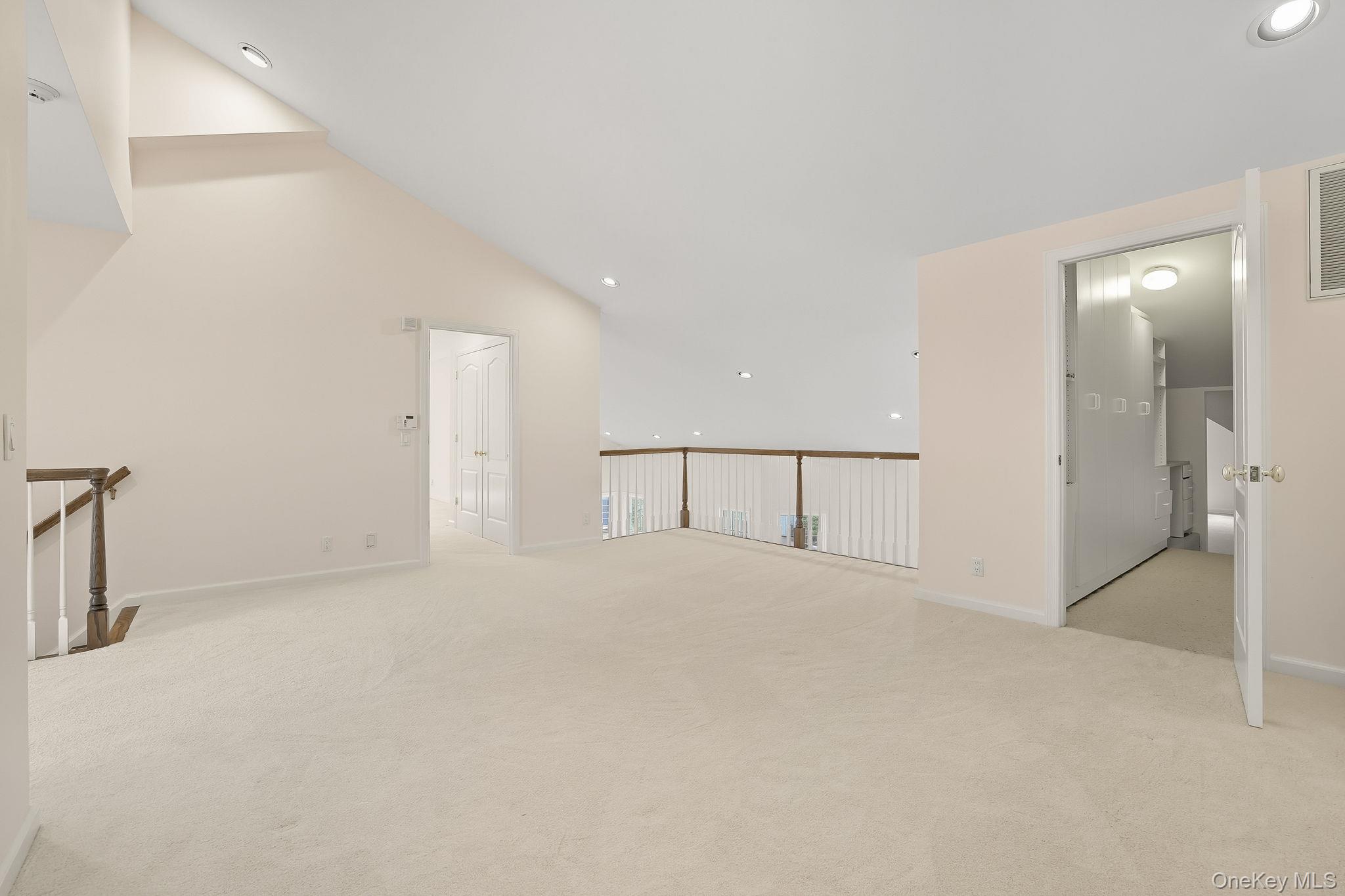 27 Doral Greens Drive E, Rye Brook, NY 10573