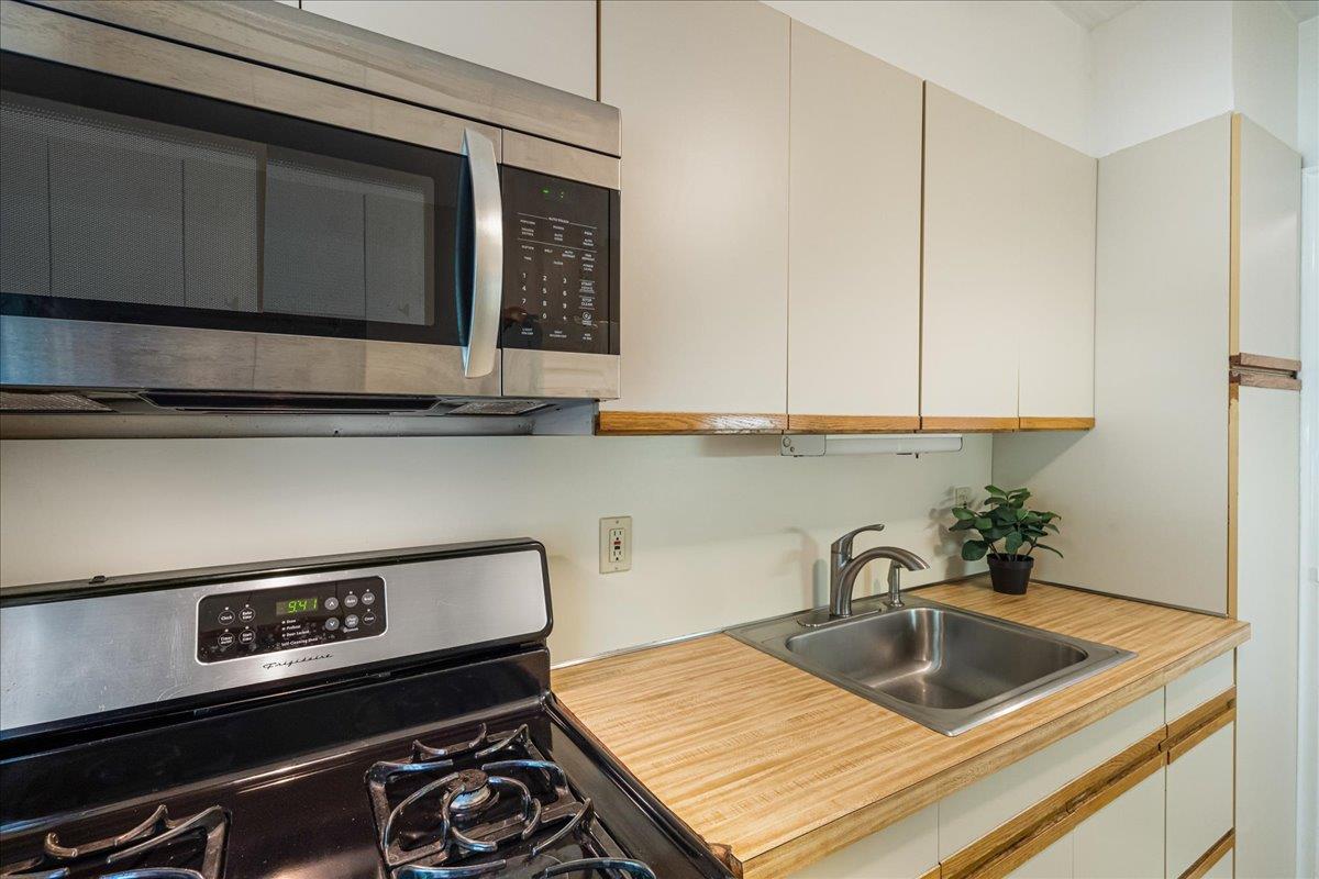 109 15th # G 2, Garden City, NY 11530